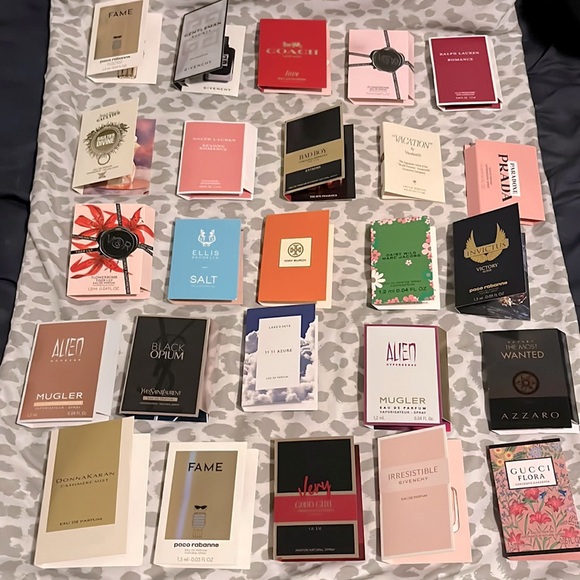 Multi Other - 25 Piece Perfume Sampler Bundle
